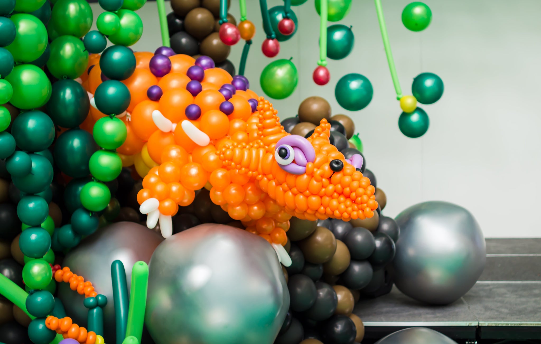 Orange Twisting Balloons - Long Balloons – Treasures Gifted